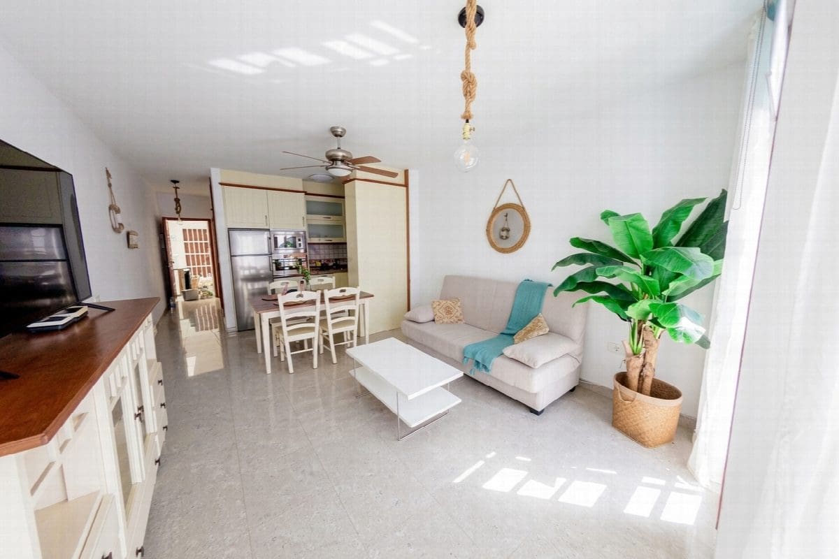 1 Zimmer Apartment zu verkaufen in Corralejo - 170.000 € (Ref: 8979141)