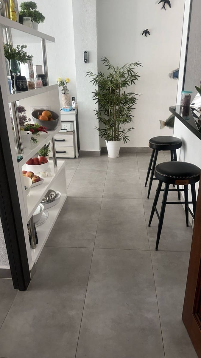 3 makuuhuone Kattohuoneisto myytävänä paikassa Torrevieja - 271 000 € (Ref: 8979170)