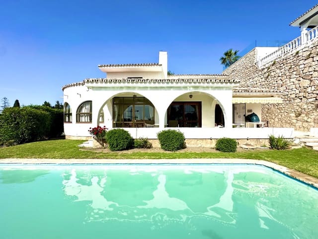 3 soveværelse Villa til salg i Torremuelle, Benalmádena med swimmingpool garage - € 975.000 (Ref: 8979178)