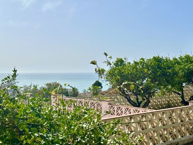 3 soveværelse Villa til salg i Torremuelle, Benalmádena med swimmingpool garage - € 975.000 (Ref: 8979178)