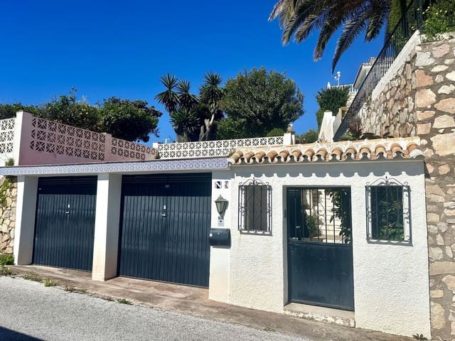 3 soveværelse Villa til salg i Torremuelle, Benalmádena med swimmingpool garage - € 975.000 (Ref: 8979178)