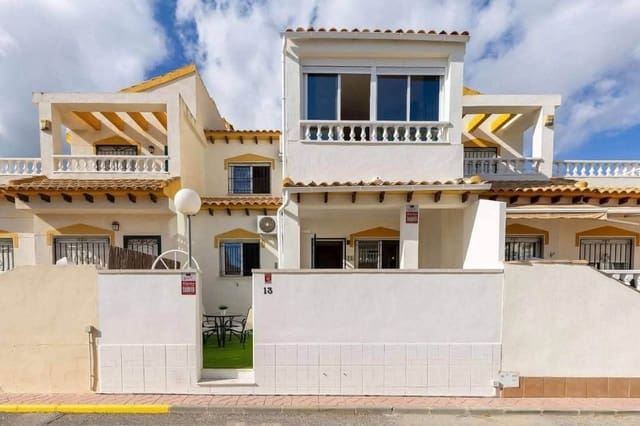 3 soverom Hus til salgs i Punta Prima, Orihuela med svømmebasseng - € 277 900 (Ref: 8979182)