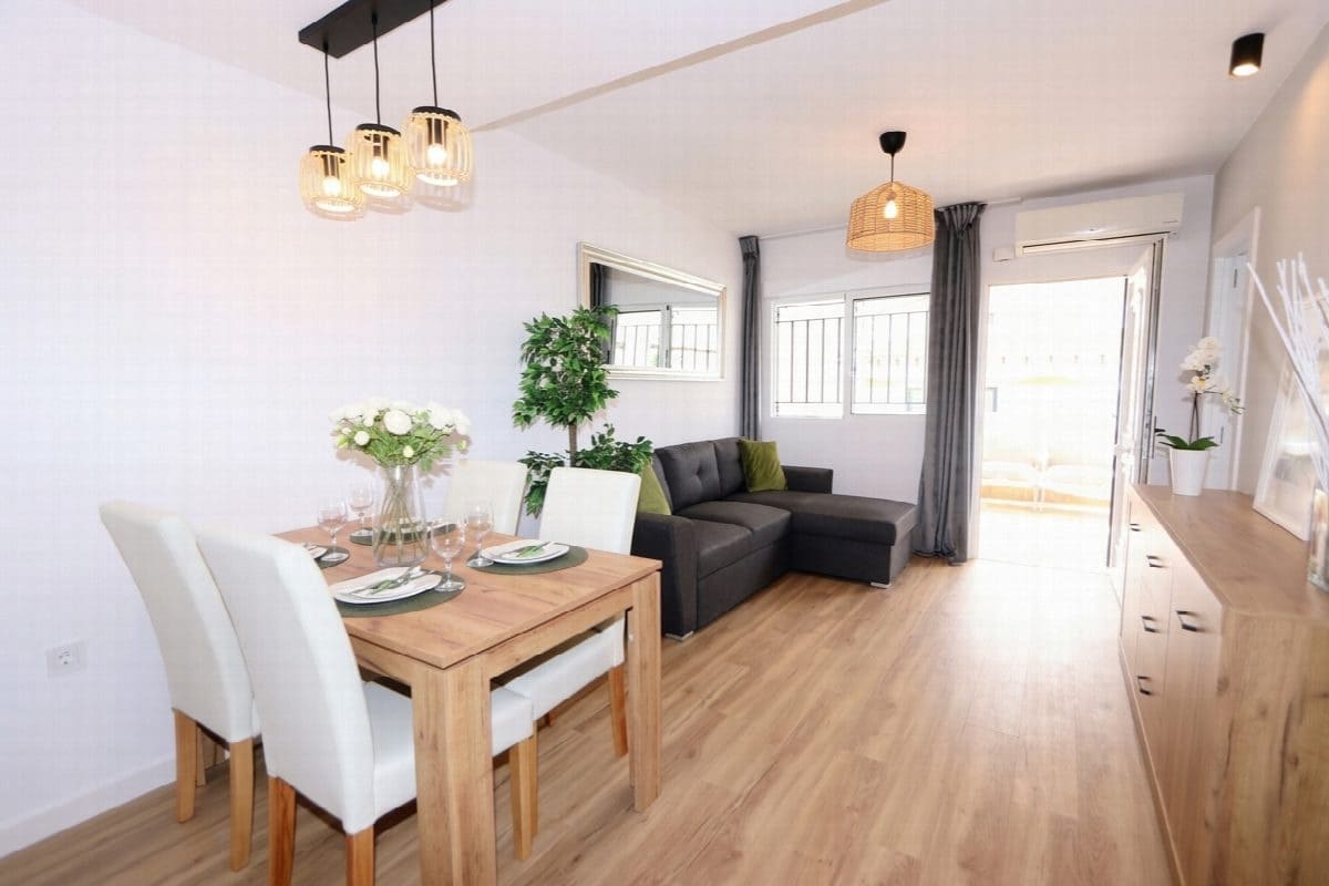 3 bedroom Villa for sale in Orihuela with pool - € 277,900 (Ref: 8979182)