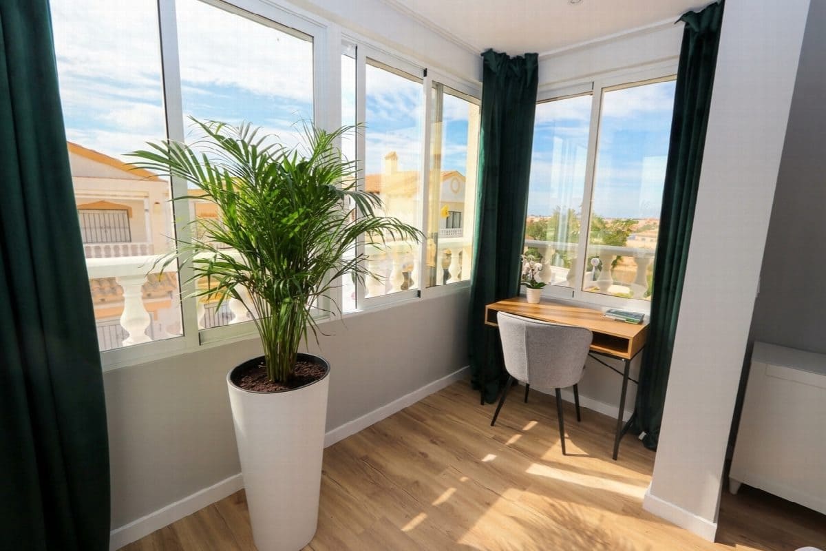 3 bedroom Villa for sale in Orihuela with pool - € 277,900 (Ref: 8979182)