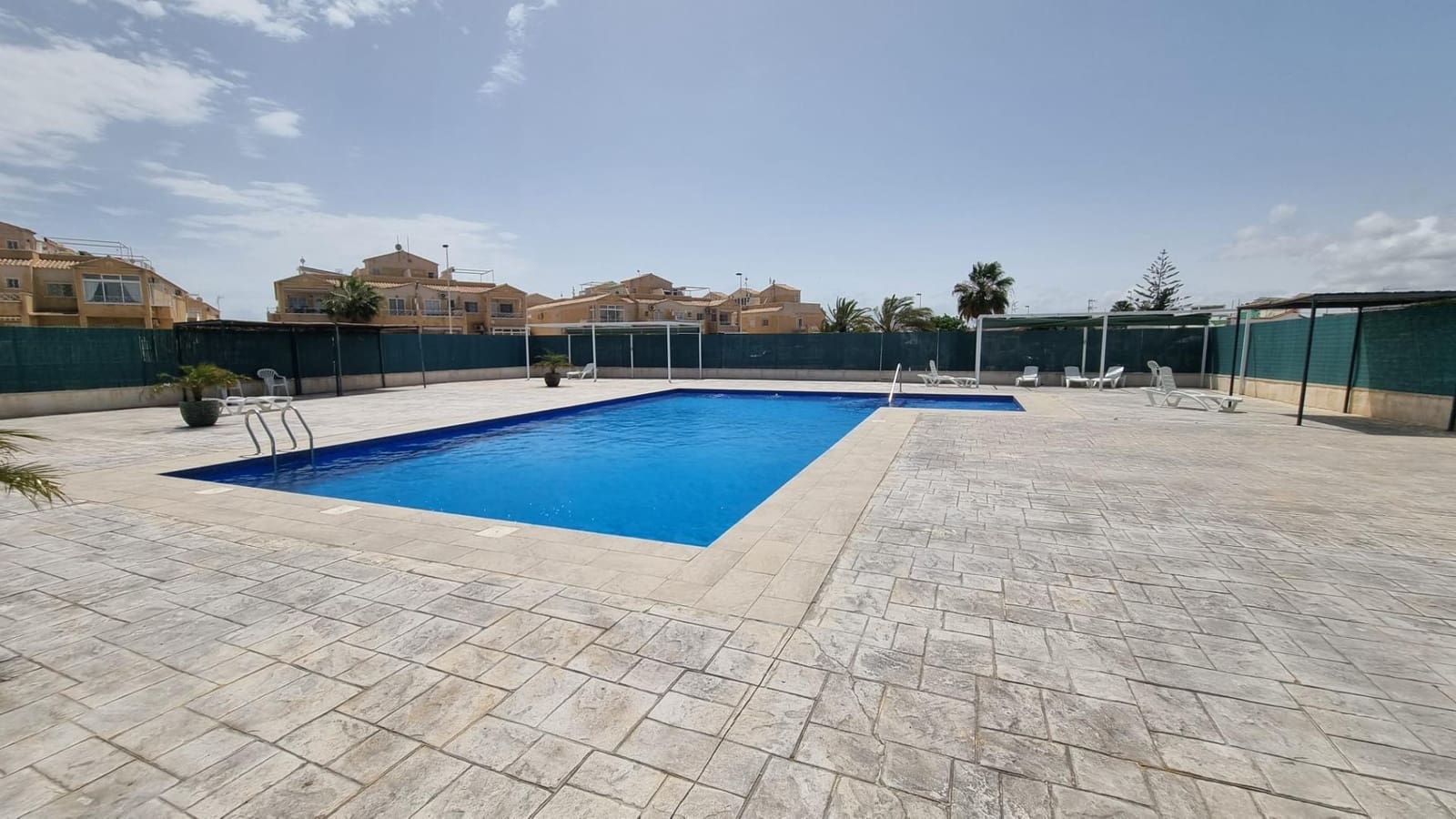 2 camera da letto Bungalow in vendita in Torrevieja con piscina - 137.000 € (Rif: 8988236)