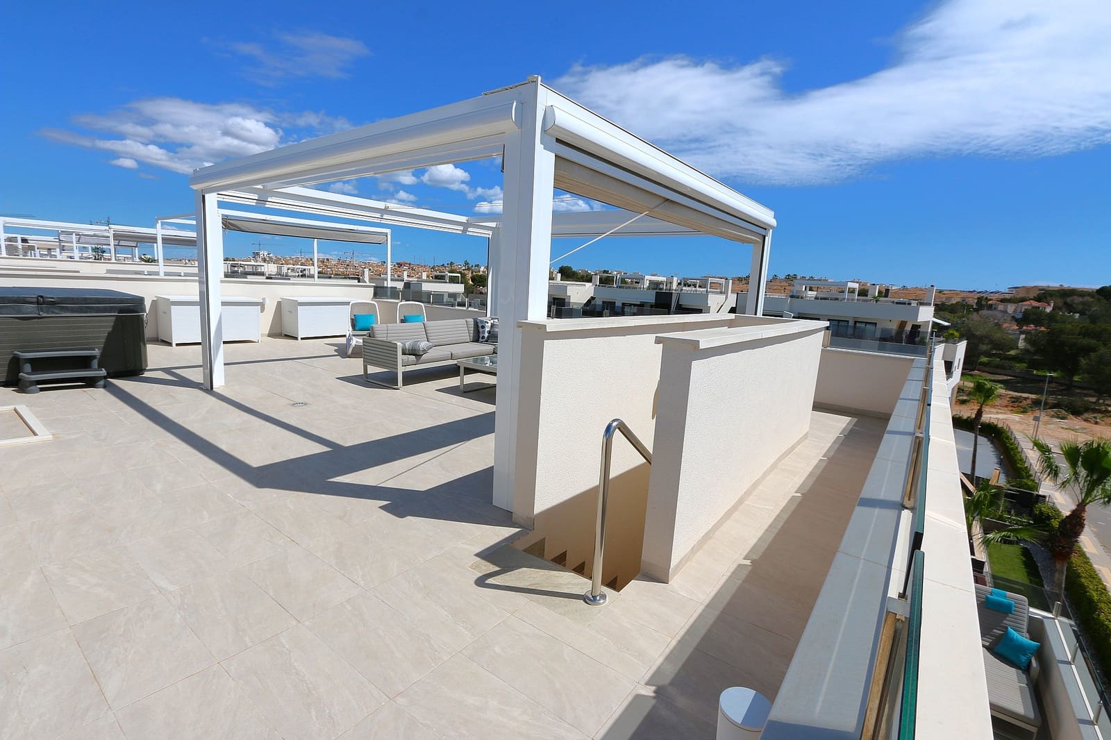 3 sypialnia Penthouse na sprzedaż w Orihuela Costa z garażem - 449 000 € (Ref: 8988238)