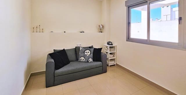 3 bedroom Apartment for sale in Las Piscinas Naturales, Torrevieja - € 274,990 (Ref: 8988245)