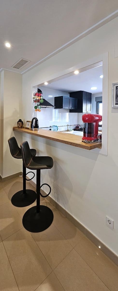 3 bedroom Apartment for sale in Torrevieja - € 274,990 (Ref: 8988245)