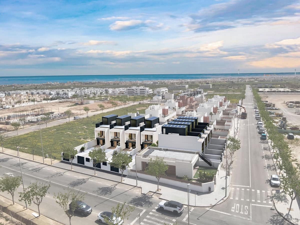 3 Zimmer Haus zu verkaufen in Pilar de la Horadada mit Pool Garage - 385.000 € (Ref: 8988260)