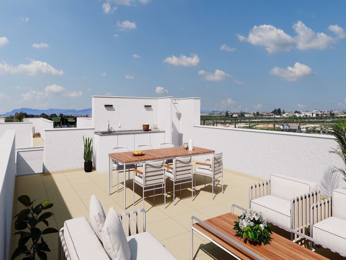 2 bedroom Villa for sale in Roldan with pool garage - € 324,900 (Ref: 8993714)