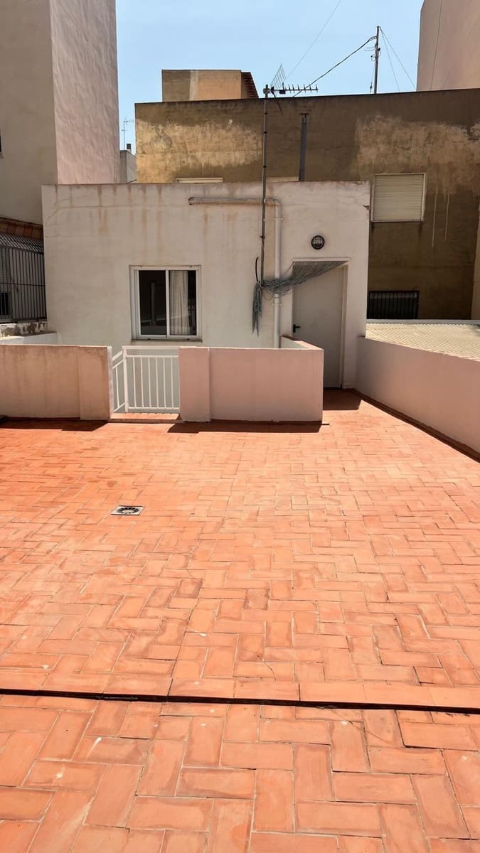 4 soveværelse Byhus til salg i Torrevieja - € 230.000 (Ref: 8993736)