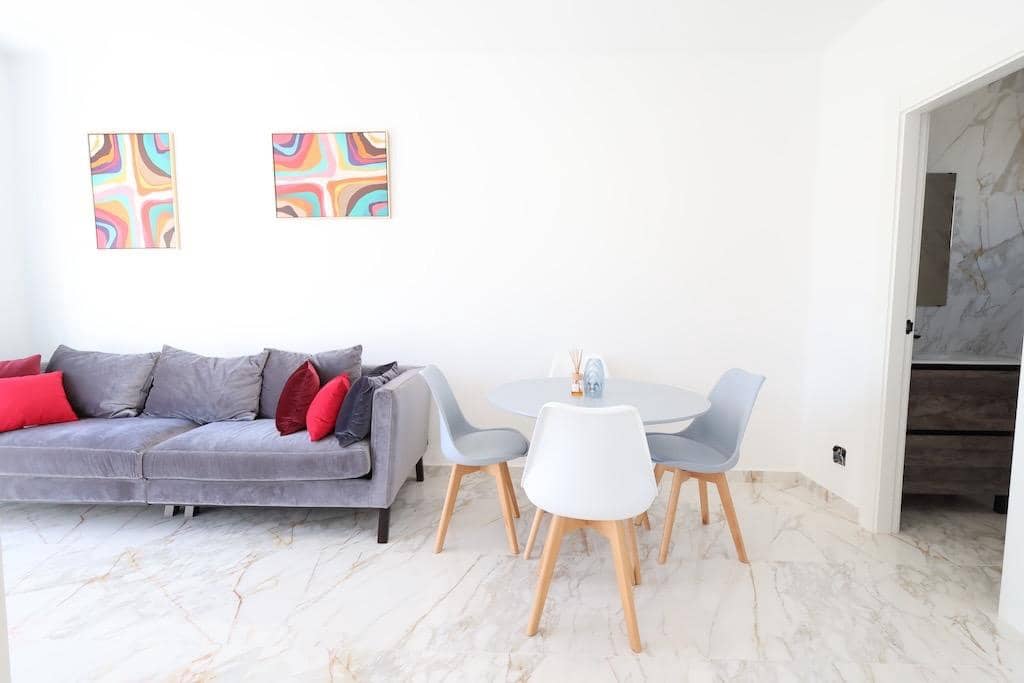 3 sypialnia Dom na sprzedaż w Torrevieja z garażem - 230 000 € (Ref: 8994611)