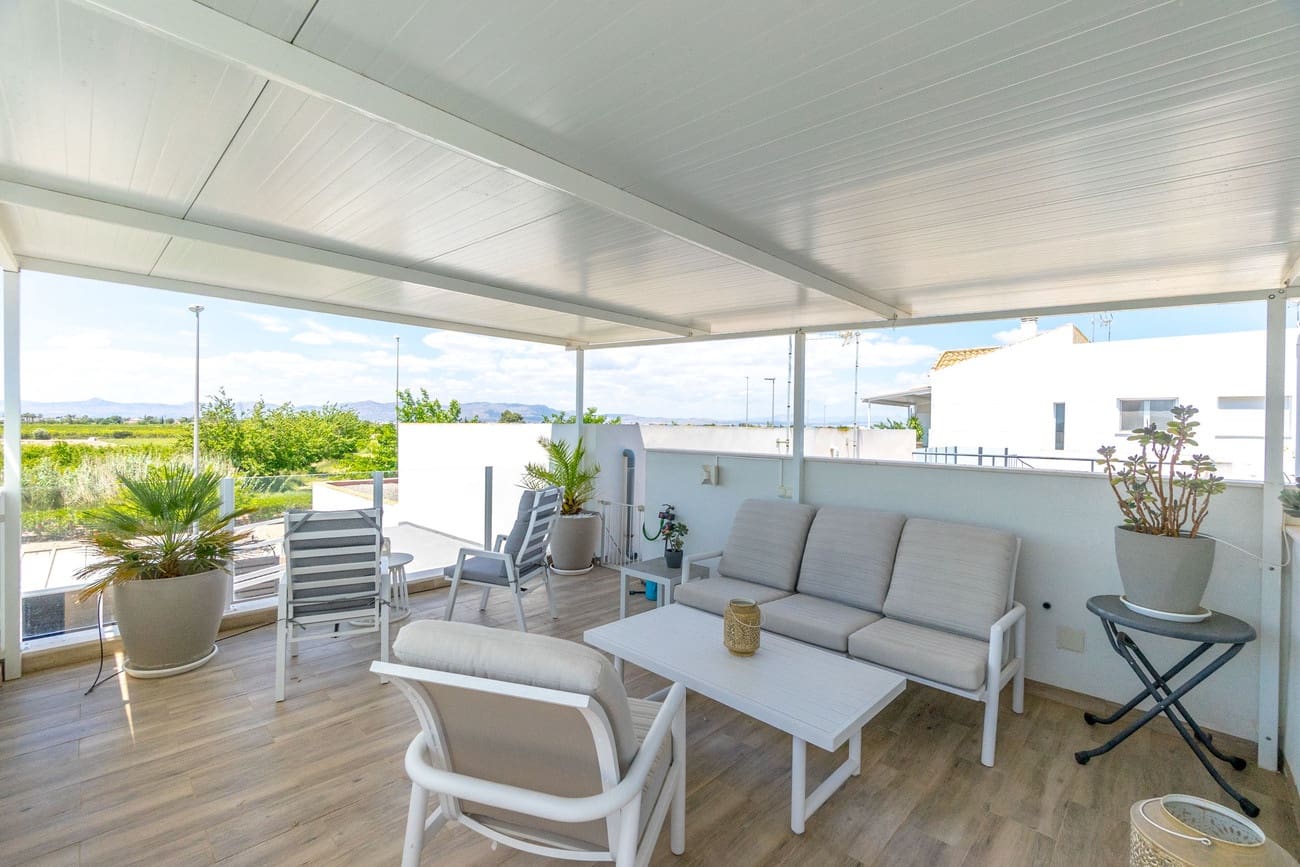 2 bedroom Villa for sale in Daya Nueva - € 359,000 (Ref: 8998457)