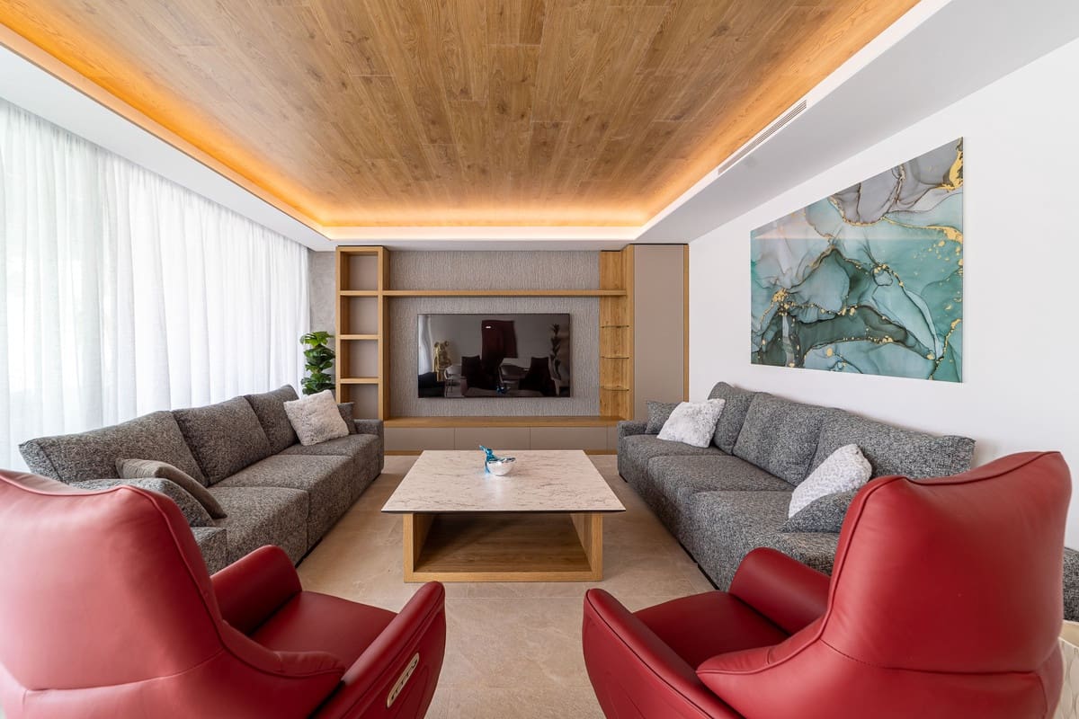5 soverom Villa til salgs i San Pedro de Alcantara med svømmebasseng - € 2 995 000 (Ref: 9002921)