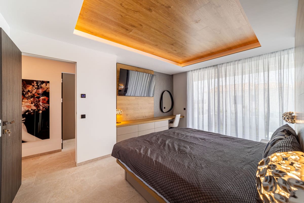 5 soverom Villa til salgs i San Pedro de Alcantara med svømmebasseng - € 2 995 000 (Ref: 9002921)