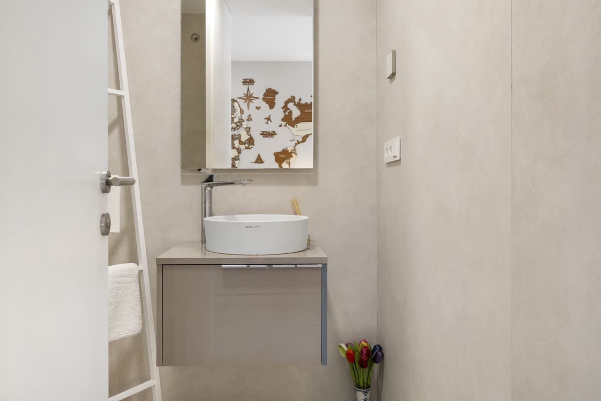 Apartamento de 3 habitaciones en New Golden Mile en venta - 1.145.000 € (Ref: 9002945)