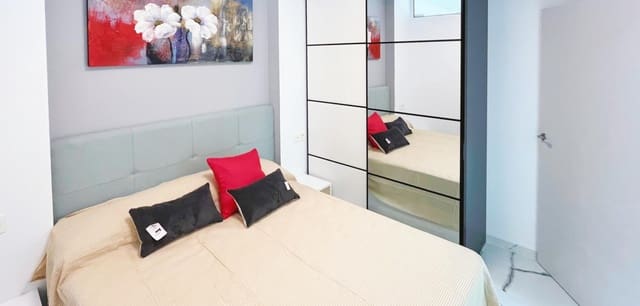2 makuuhuone Huoneisto myytävänä paikassa Playa del Cura, Torrevieja - 260 000 € (Ref: 9007813)