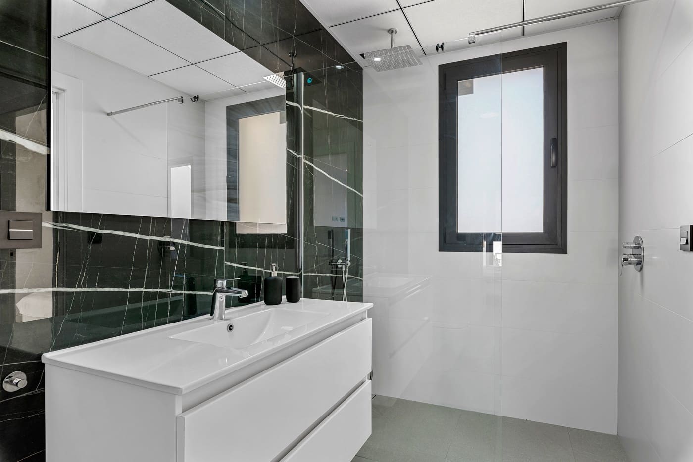 4 soveværelse Villa til salg i Ciudad Quesada med swimmingpool - € 369.000 (Ref: 9007815)