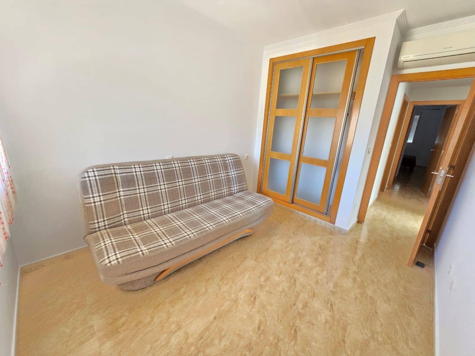 3 makuuhuone Kattohuoneisto myytävänä paikassa Orihuela Costa mukana uima-altaan - 235 000 € (Ref: 9008544)