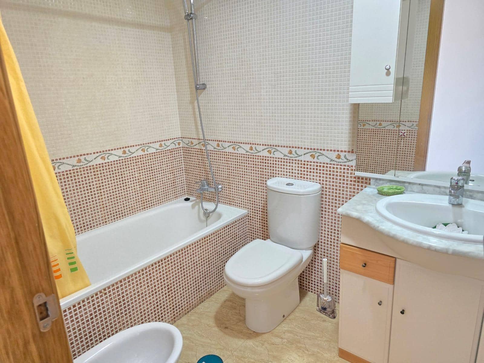 3 makuuhuone Kattohuoneisto myytävänä paikassa Orihuela Costa mukana uima-altaan - 235 000 € (Ref: 9008544)