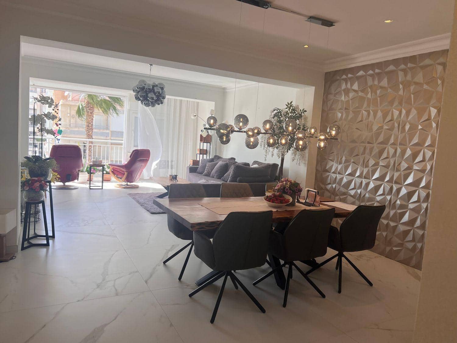 3 makuuhuone Huoneisto myytävänä paikassa Torrevieja - 330 000 € (Ref: 9008549)