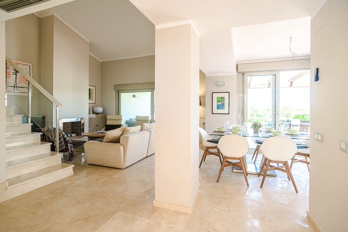 3 Zimmer Villa zu verkaufen in San Miguel de Salinas mit Pool - 525.000 € (Ref: 9018297)