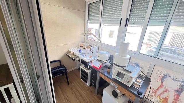 2 Zimmer Apartment zu verkaufen in Las Piscinas Naturales, Torrevieja - 139.900 € (Ref: 9020961)