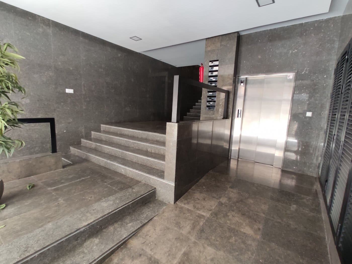 Apartamento de 3 habitaciones en Torrevieja en venta con garaje - 438.900 € (Ref: 9020966)