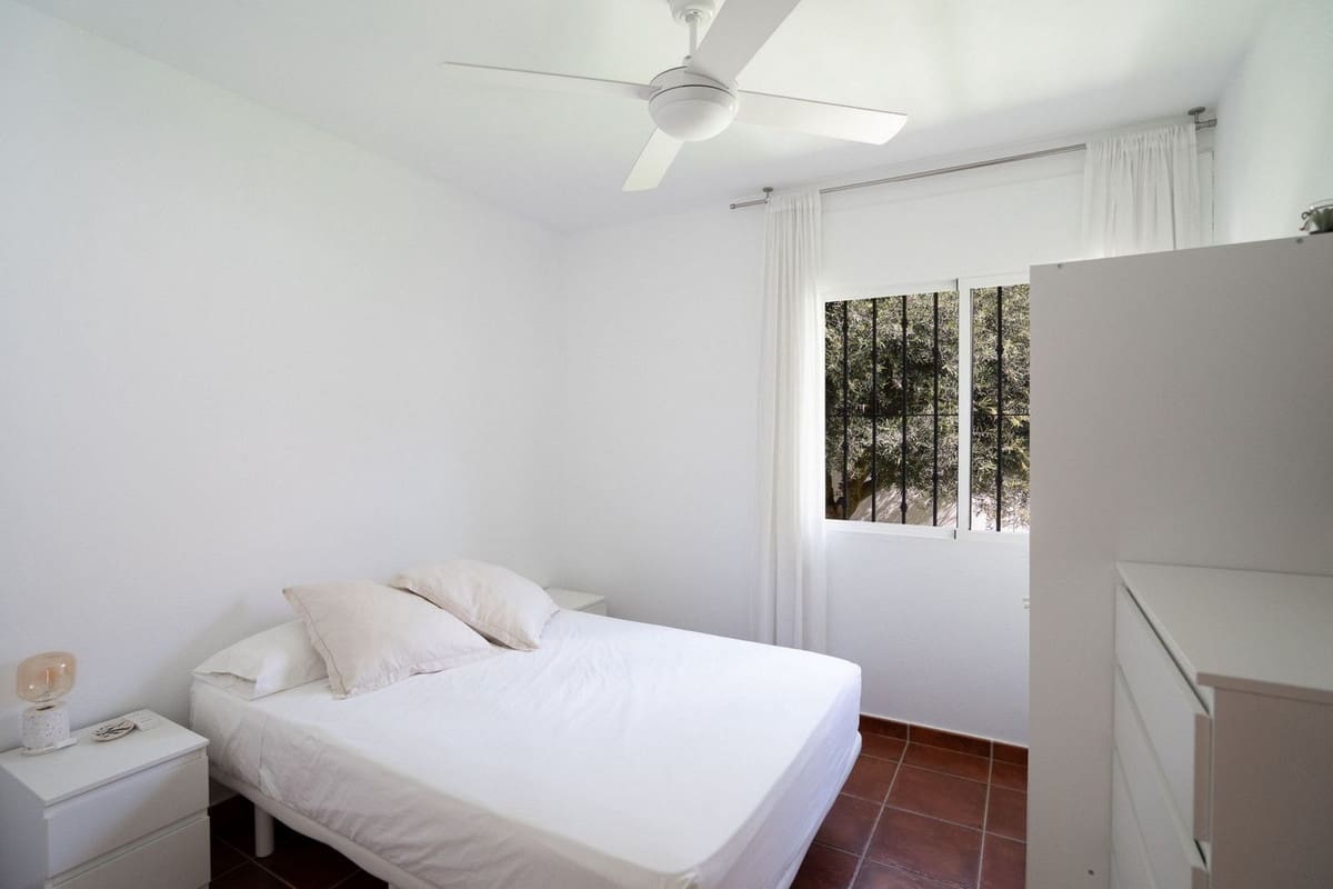 5 quarto Moradia para venda em Torre de la Horadada com piscina garagem - 720 000 € (Ref: 9020972)