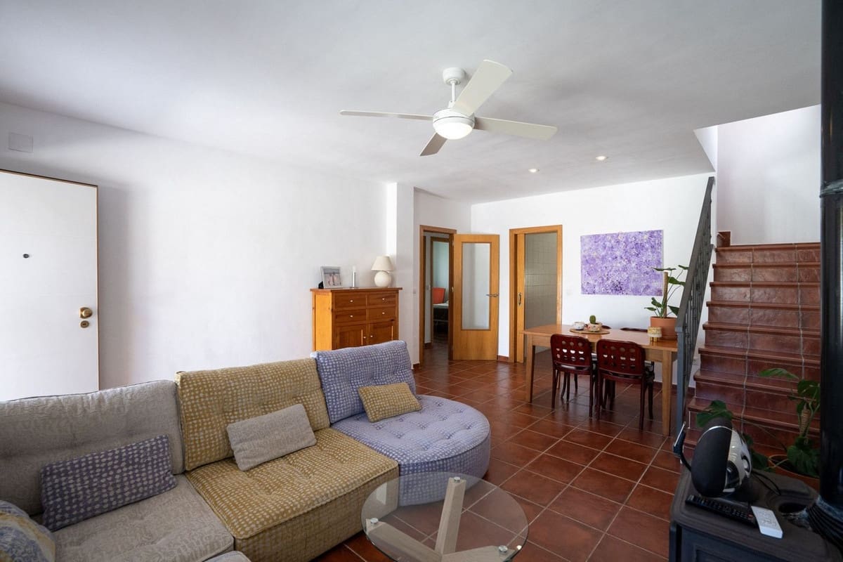 5 quarto Moradia para venda em Torre de la Horadada com piscina garagem - 720 000 € (Ref: 9020972)