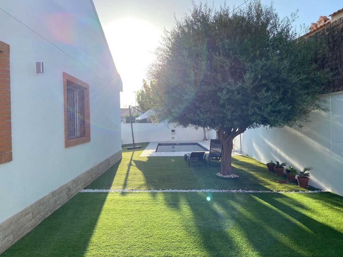 5 quarto Moradia para venda em Torre de la Horadada com piscina garagem - 720 000 € (Ref: 9020972)