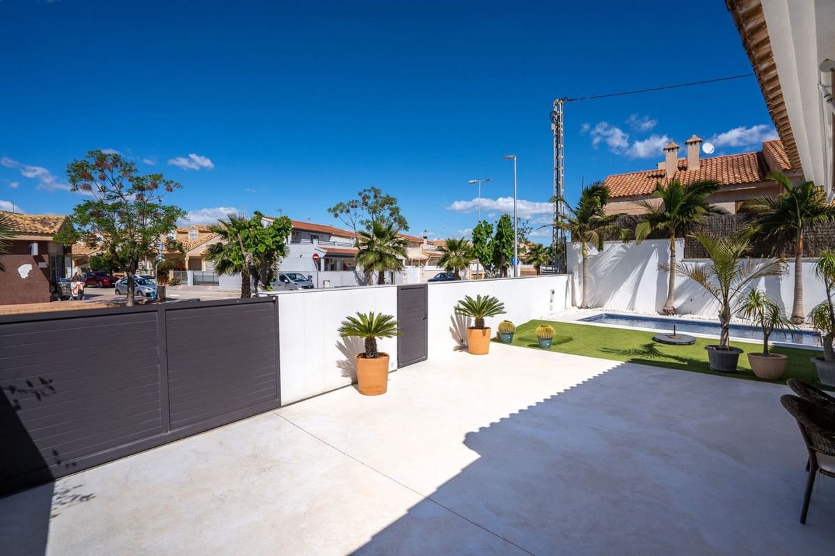 5 sovrum Villa till salu i Torre de la Horadada med pool garage - 720 000 € (Ref: 9020972)