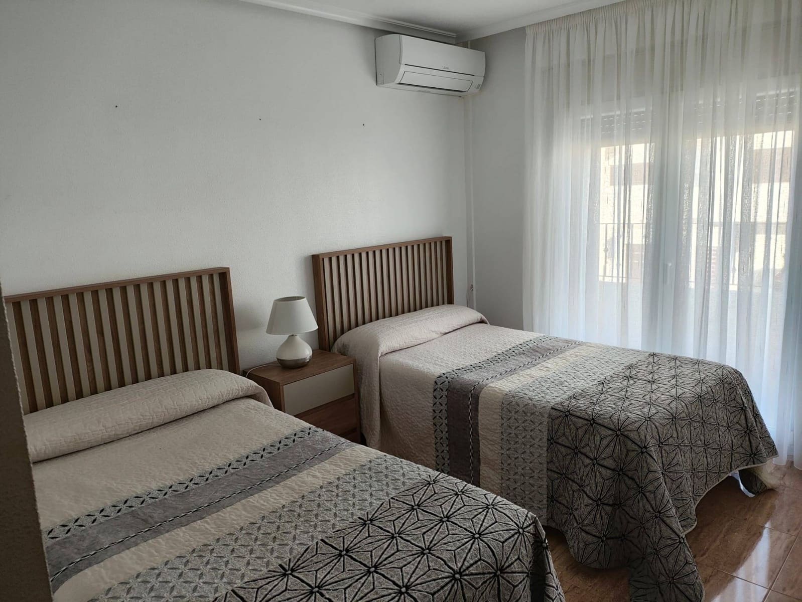 2 quarto Moradia Geminada para venda em Lo Pagan com piscina - 210 000 € (Ref: 9023255)