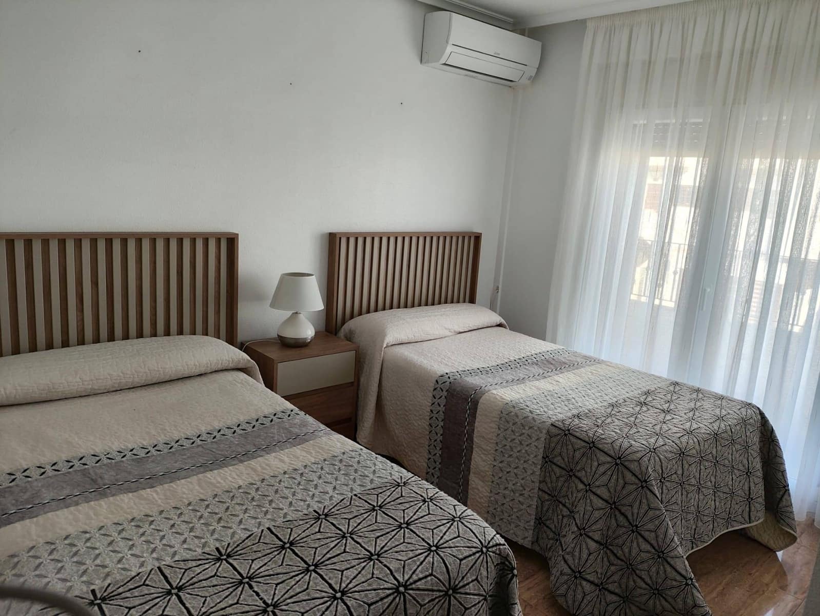 2 quarto Moradia Geminada para venda em Lo Pagan com piscina - 210 000 € (Ref: 9023255)