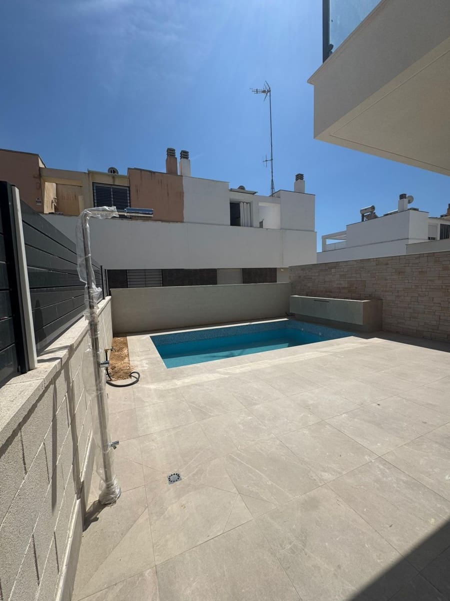 4 quarto Moradia para venda em Guardamar del Segura com piscina - 507 000 € (Ref: 9023259)