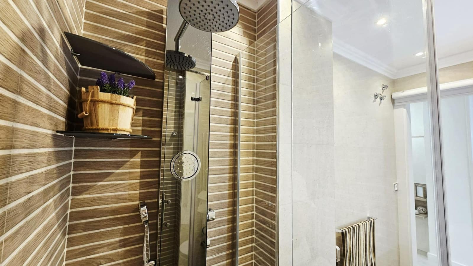 2 makuuhuone Huoneisto myytävänä paikassa Torrevieja mukana uima-altaan 
autotalli - 178 900 € (Ref: 9028470)