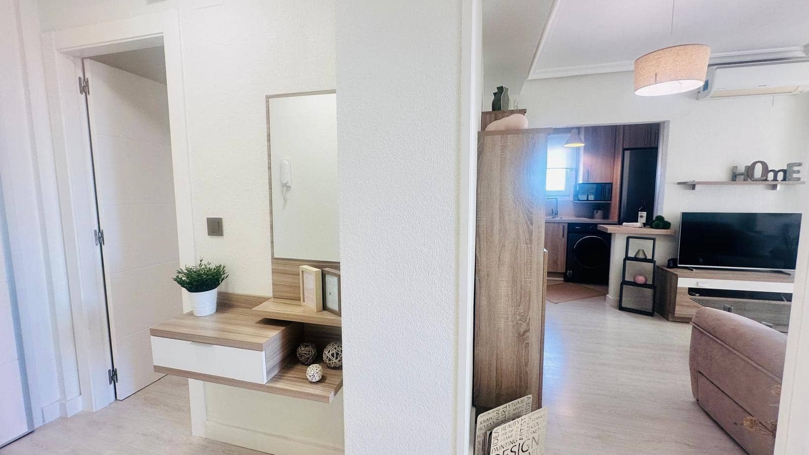 2 makuuhuone Huoneisto myytävänä paikassa Torrevieja mukana uima-altaan 
autotalli - 178 900 € (Ref: 9028470)