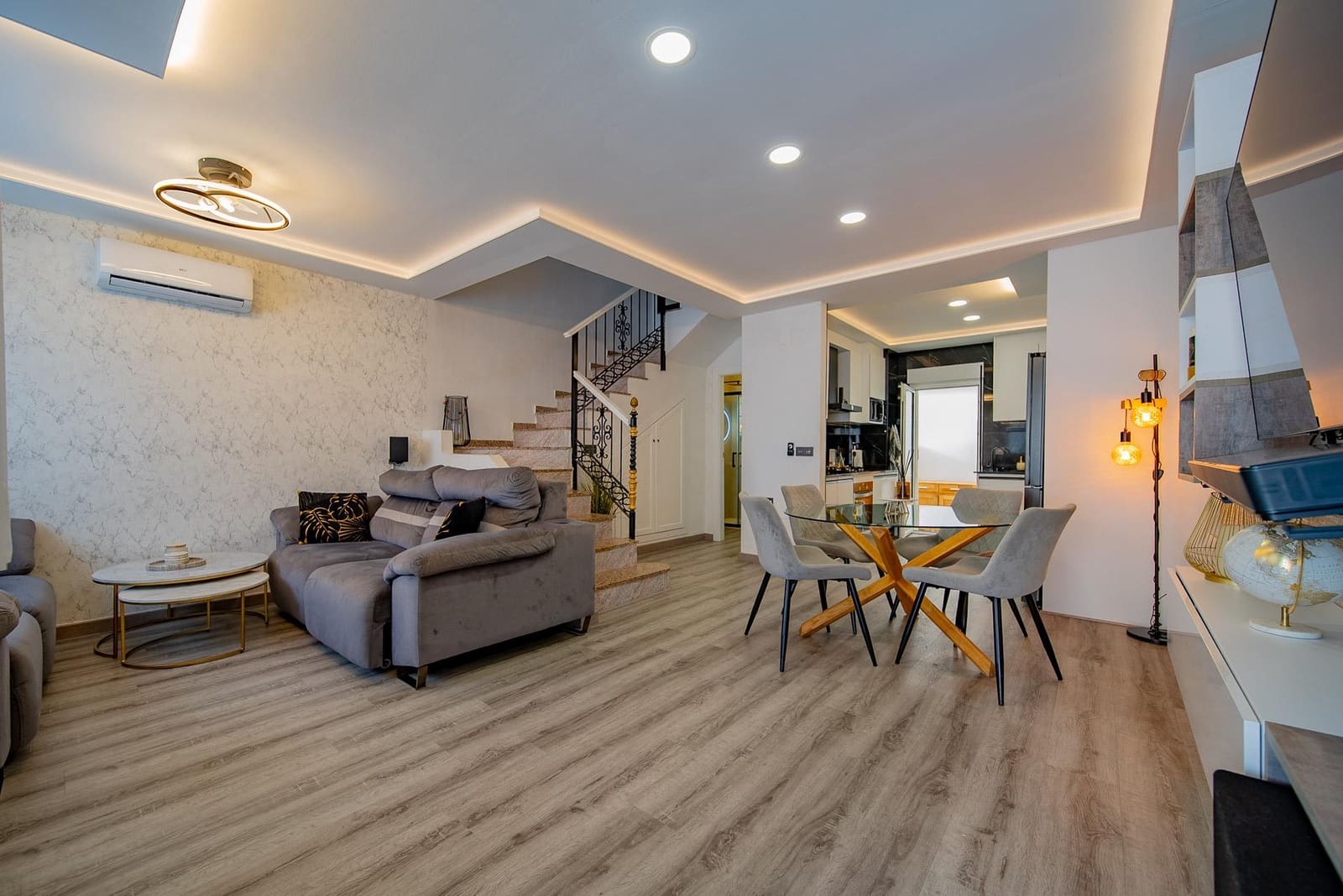 3 sypialnia Dom na sprzedaż w Orihuela Costa z basenem - 279 900 € (Ref: 9028474)