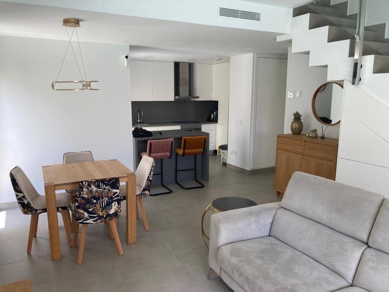 3 soveværelse Semi-Rækkehus til salg i Pilar de la Horadada med swimmingpool garage - € 459.000 (Ref: 9031563)