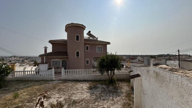 Chalet de 5 habitaciones en Ciudad Quesada, Rojales en venta con garaje - 599.990 € (Ref: 9031564)