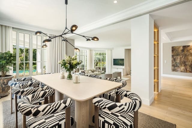 5 slaapkamer Villa te koop in Los Naranjos, Marbella - € 8.595.000 (Ref: 9031582)