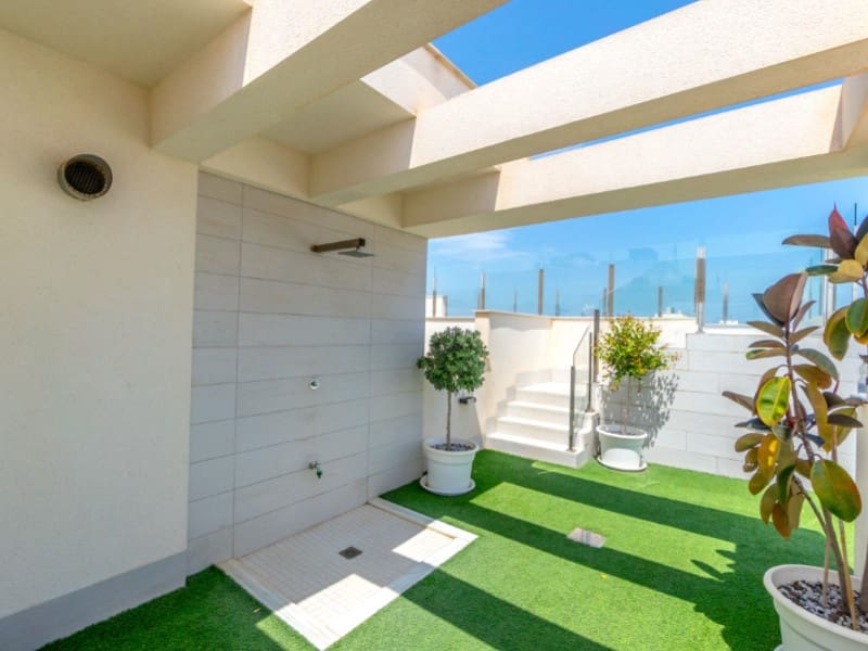 3 sovrum Lägenhet till salu i Torrevieja - 299 900 € (Ref: 9034490)