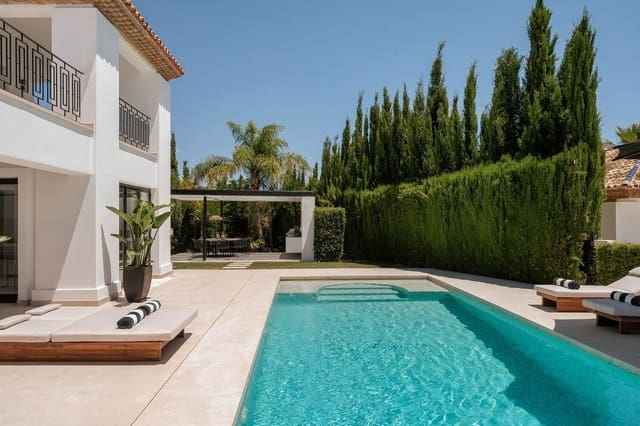 5 sypialnia Willa na sprzedaż w Los Naranjos, Marbella - 4 950 000 € (Ref: 9034495)