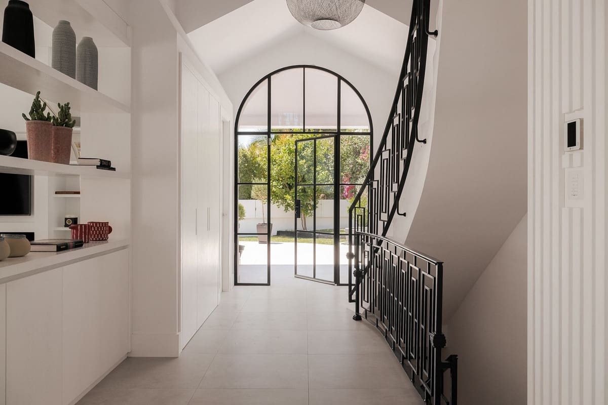 5 soverom Villa til salgs i Nueva Andalucia - € 4 950 000 (Ref: 9034495)