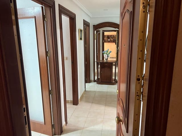 Apartamento de 3 habitaciones en Las Piscinas Naturales, Torrevieja en venta - 199.900 € (Ref: 9036593)