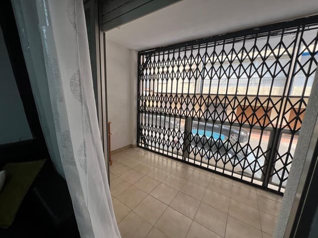 Apartamento de 3 habitaciones en Las Piscinas Naturales, Torrevieja en venta - 199.900 € (Ref: 9036593)