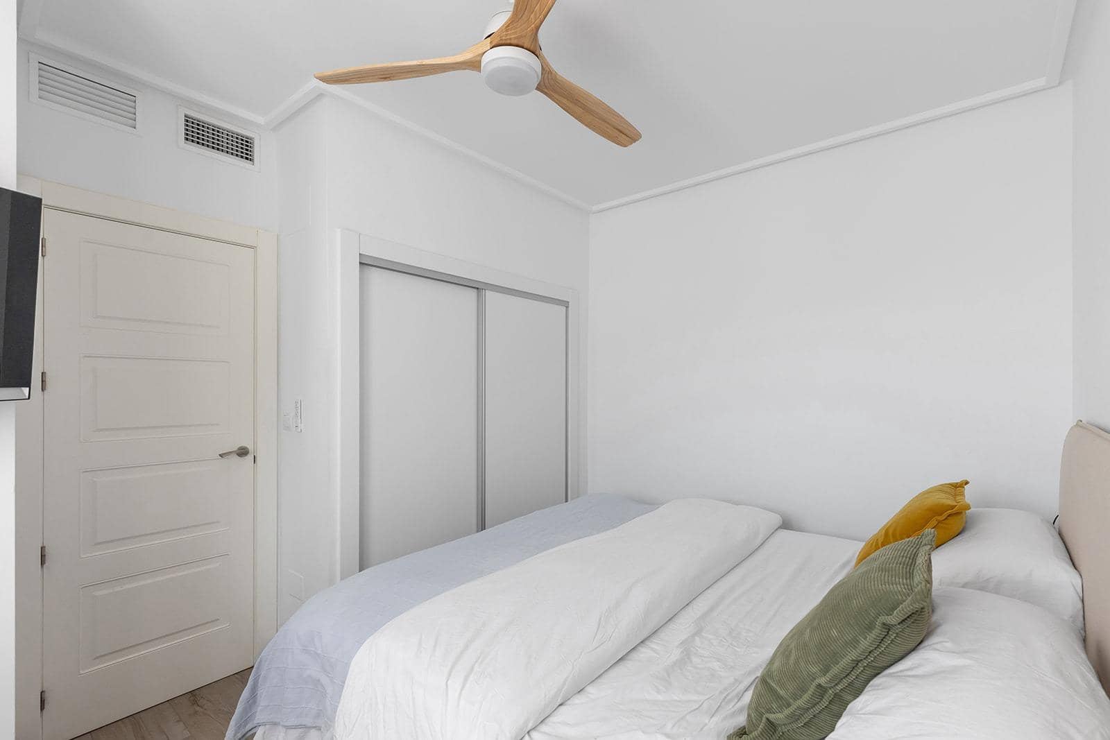 2 soveværelse Penthouse til salg i Banos y Mendigo med swimmingpool - € 243.300 (Ref: 9036595)