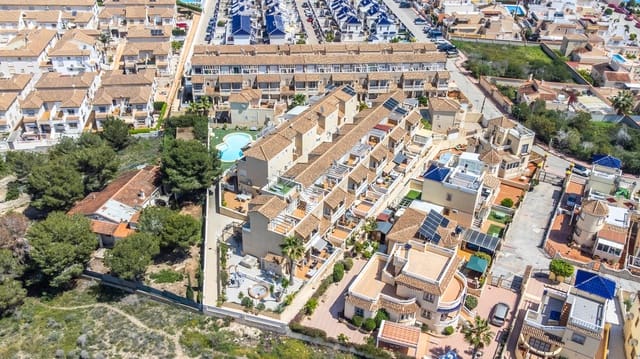 4 bedroom Townhouse for sale in La Florida, Orihuela with pool garage - € 220,000 (Ref: 9042225)