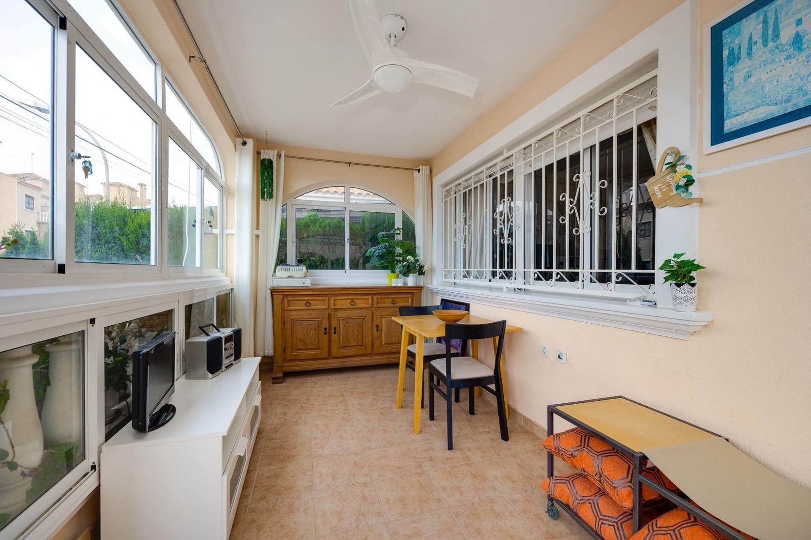 3 quarto Moradia para venda em Orihuela Costa com piscina - 199 999 € (Ref: 9042227)