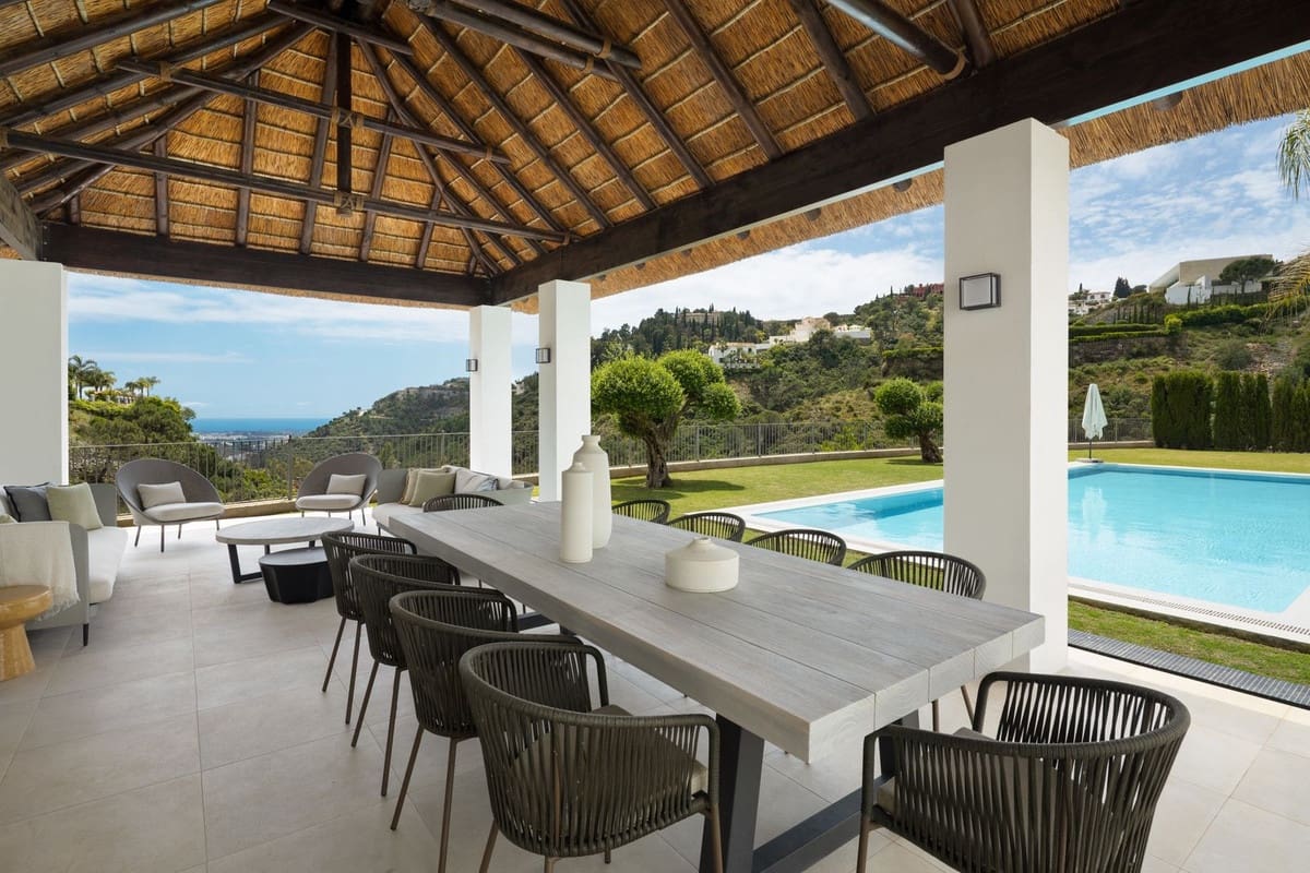 5 soveværelse Villa til salg i Benahavis med swimmingpool - € 7.850.000 (Ref: 9042232)